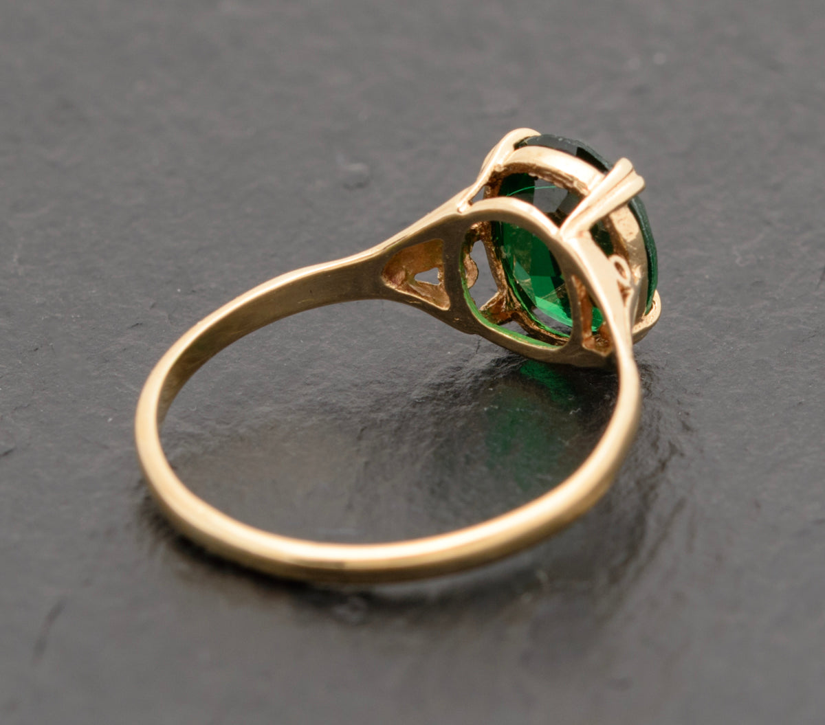 Vintage 9ct Gold Ring With Soude Emerald Gemstone UK Size S  (A1744)