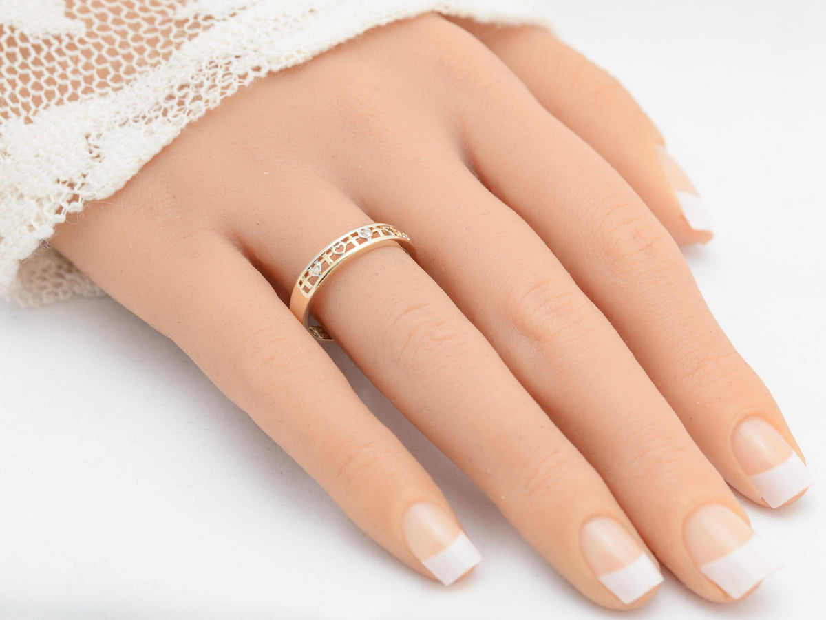 9ct Gold Love Token/Memory Motto Ring With Diamonds & Hearts UK Size S (A1747)