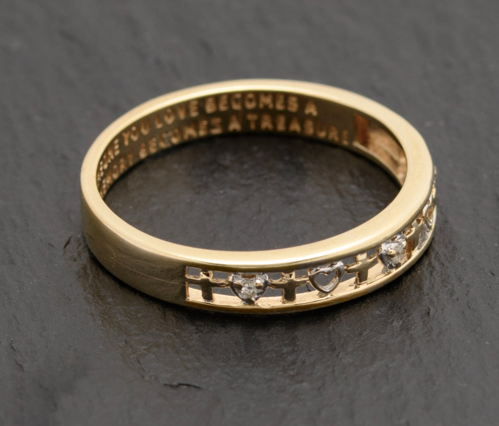 9ct Gold Love Token/Memory Motto Ring With Diamonds & Hearts UK Size S (A1747)