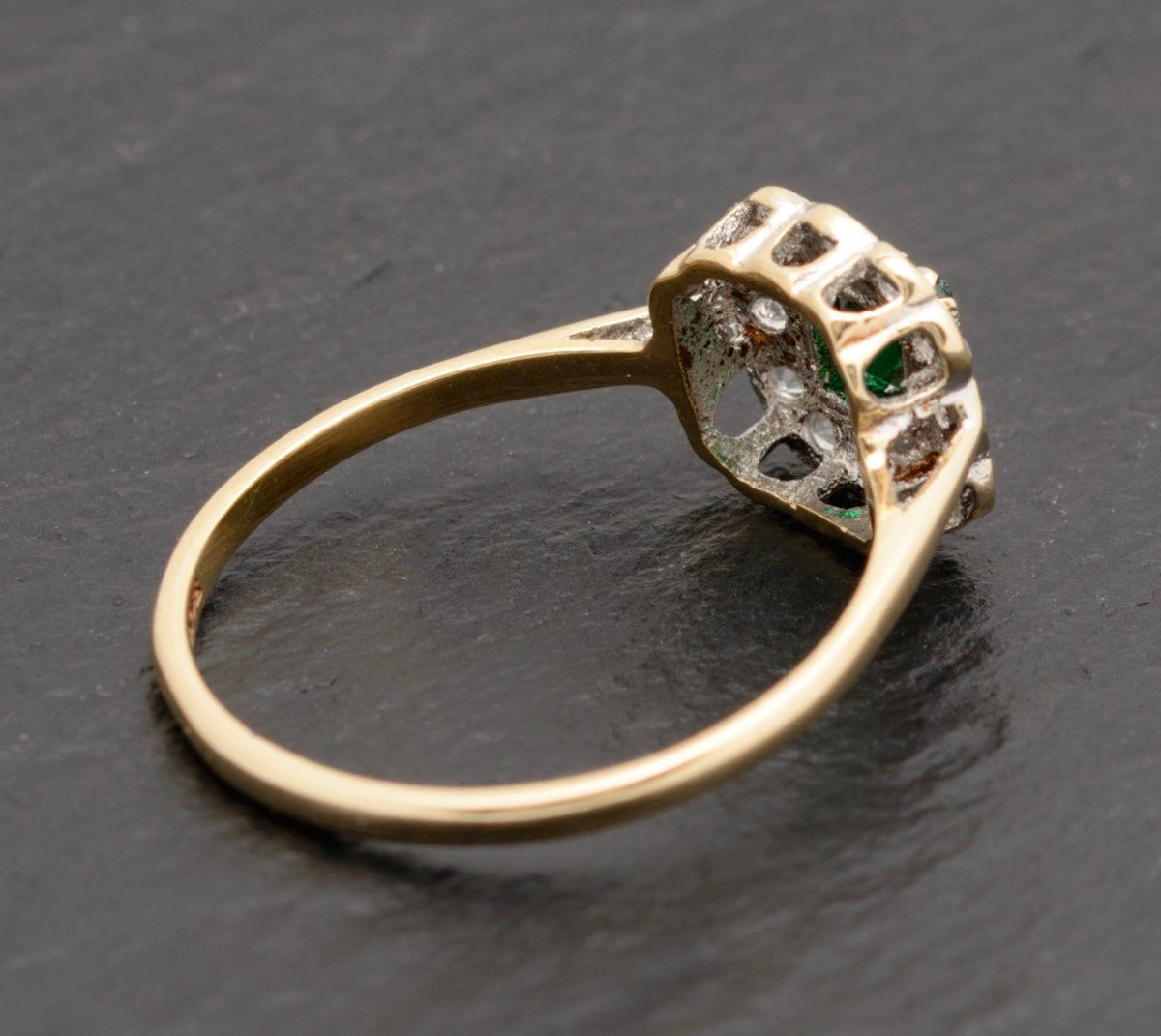 Vintage 9ct Gold Ring With Green Spinel Gemstone & Clear Spinel Halo 1970 UK Size N1/2 (A1751)