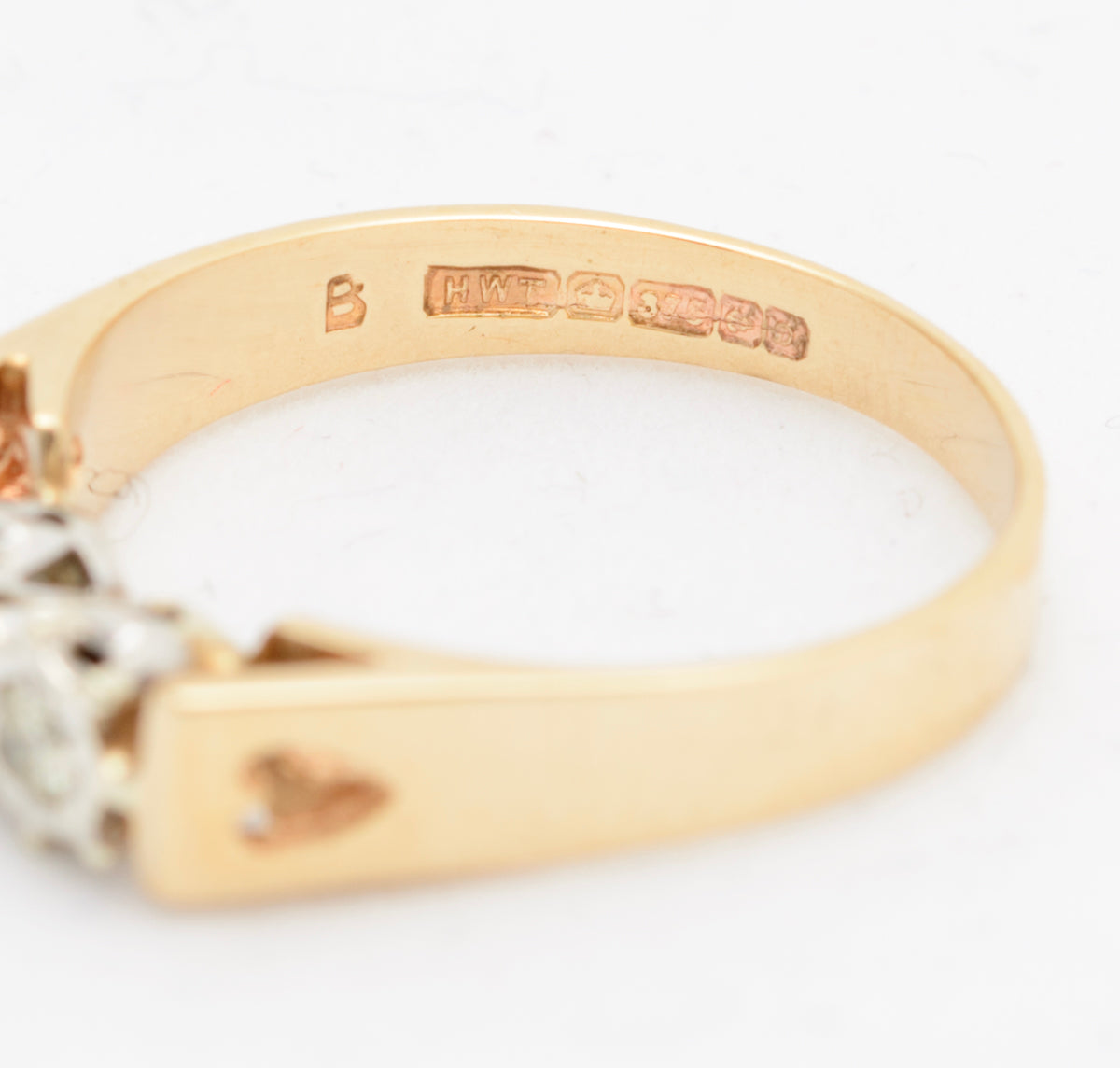 Vintage 9ct Gold Ring Double Diamond Set With Twin Mounts & Heart Detail (A1752)