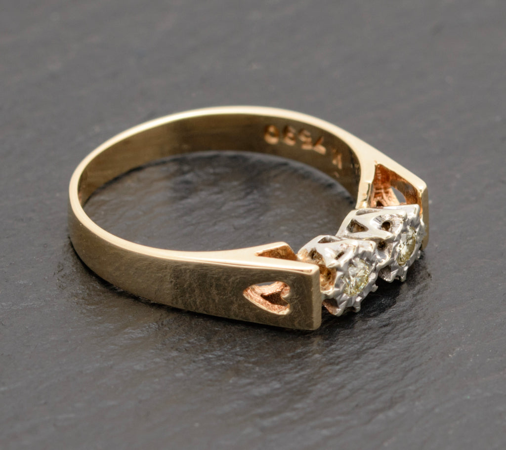 Vintage 9ct Gold Ring Double Diamond Set With Twin Mounts & Heart Detail (A1752)