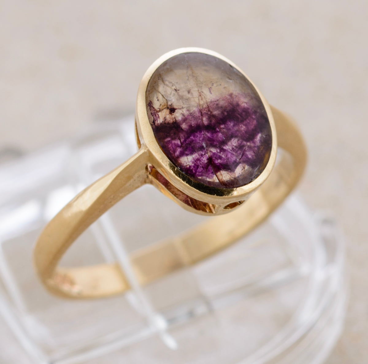 Vintage 9ct Gold Ring With Natural Derbyshire Blue John Cabochon Hallmark 1973 (A1765)