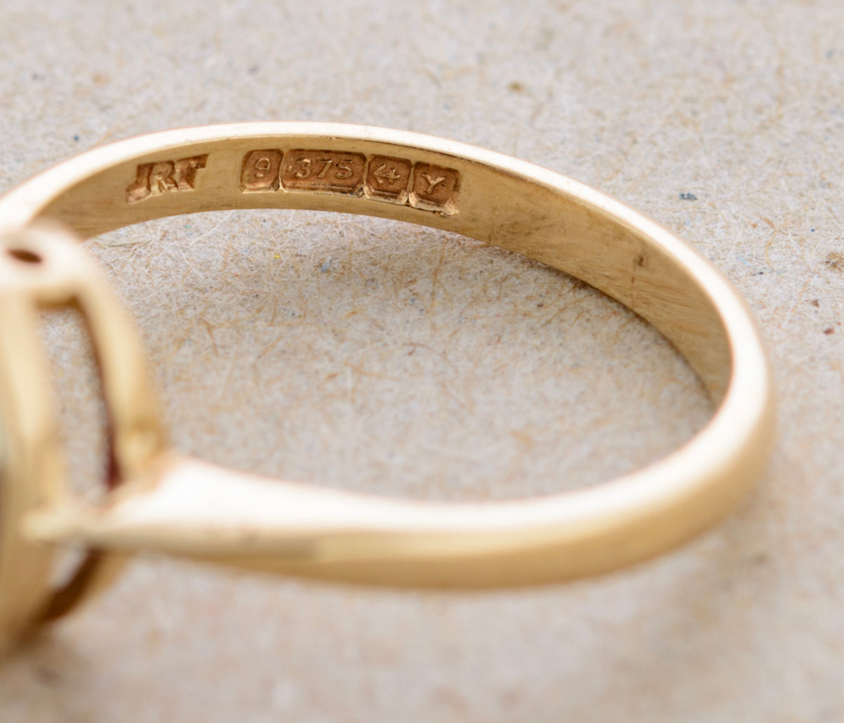 Vintage 9ct Gold Ring With Natural Derbyshire Blue John Cabochon Hallmark 1973 (A1765)