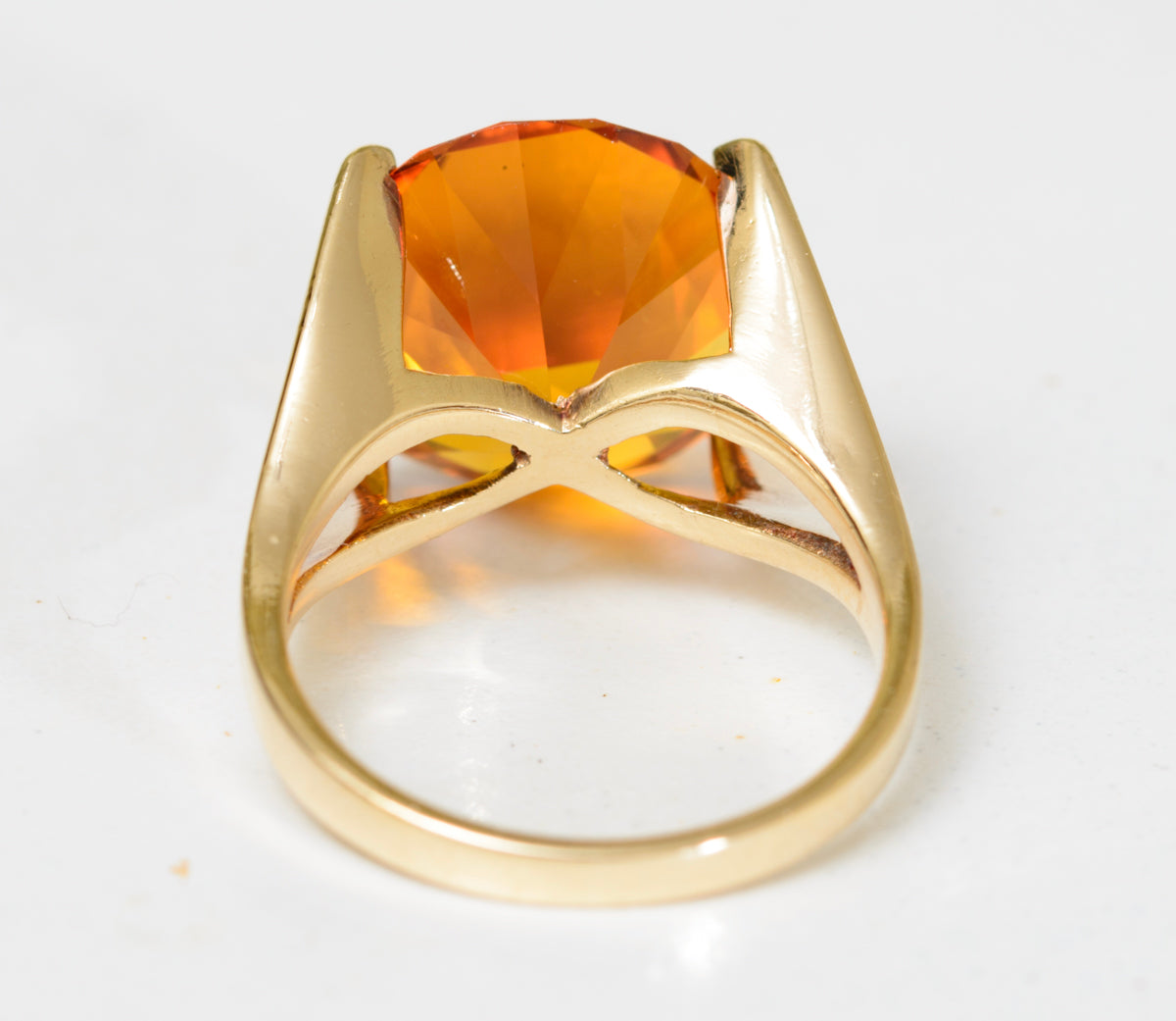 Vintage 9ct Gold Ring With Large 13 Carat Orange Sapphire (Lab Created) Gemstone (A1773)