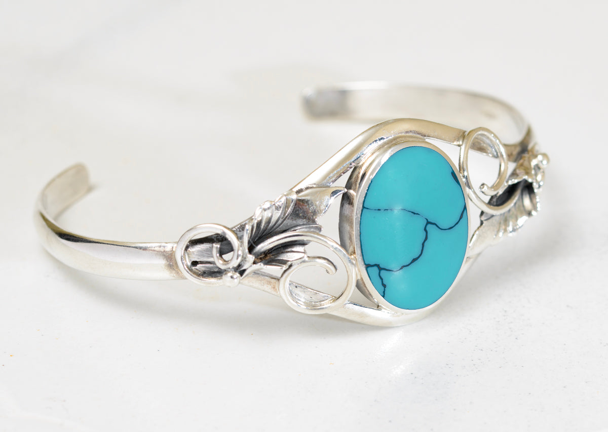 Sterling Silver Bangle With Large Turquoise Cabochon & Decorative Detail (A1782)