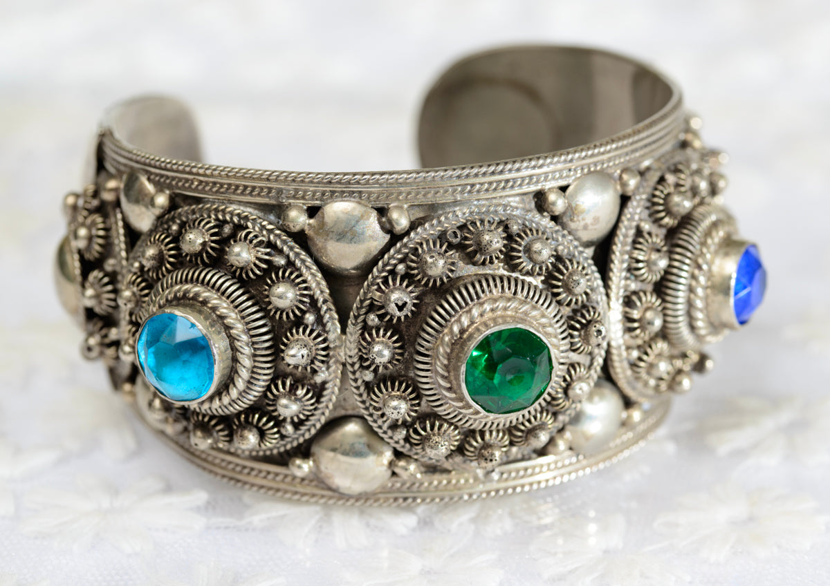 Vintage Sterling Silver Thai/Siam Elaborate Chunky Bangle/Bracelet Glass Gems (A1811)