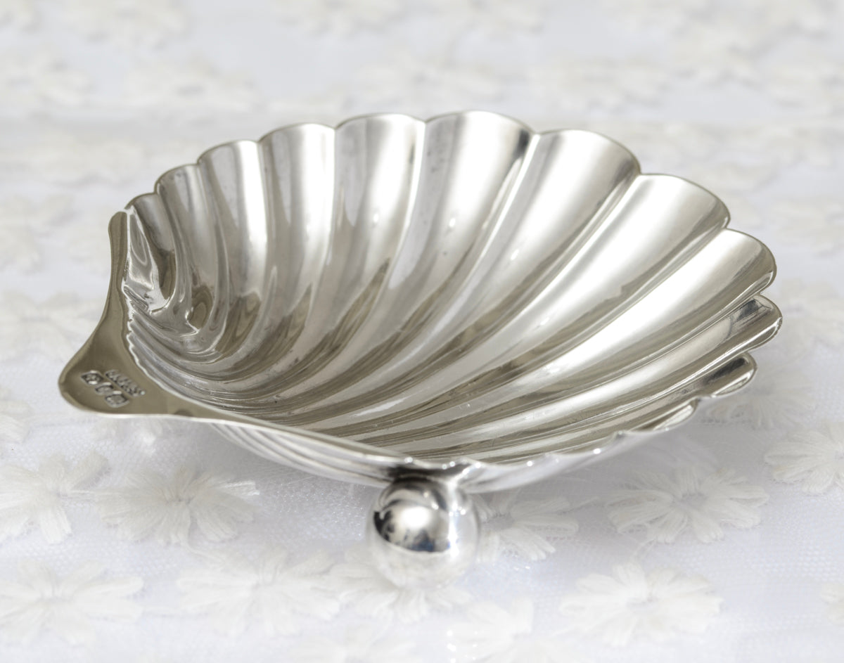 Antique Hallmarked Sterling Silver Trinket Dish Scallop Shell Victorian 1892 (A1812)