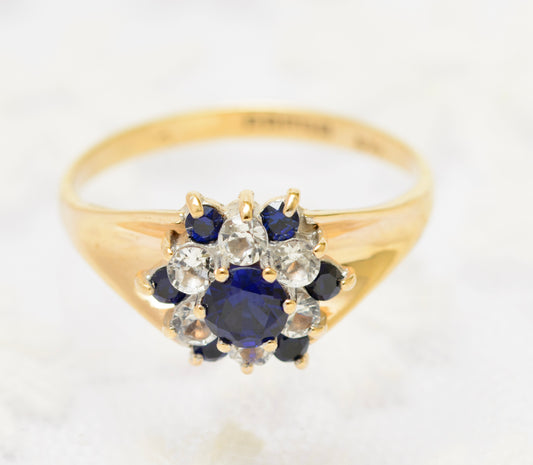 Vintage 9ct Gold Lab Created Sapphire Cluster Ring Hallmarked 1971 UK Size N1/2 (A1819)