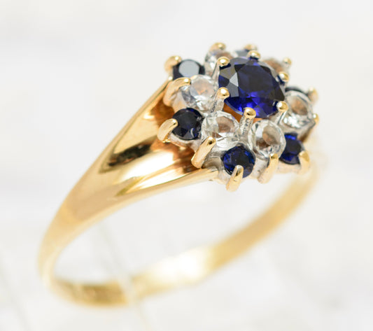 Vintage 9ct Gold Lab Created Sapphire Cluster Ring Hallmarked 1971 UK Size N1/2 (A1819)