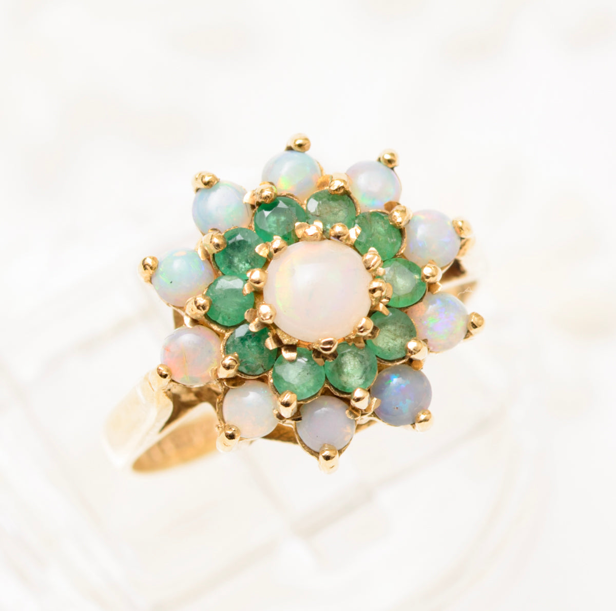 Vintage 9ct Gold Cluster Ring With Natural Emeralds & Opals UK Size M (A1829)