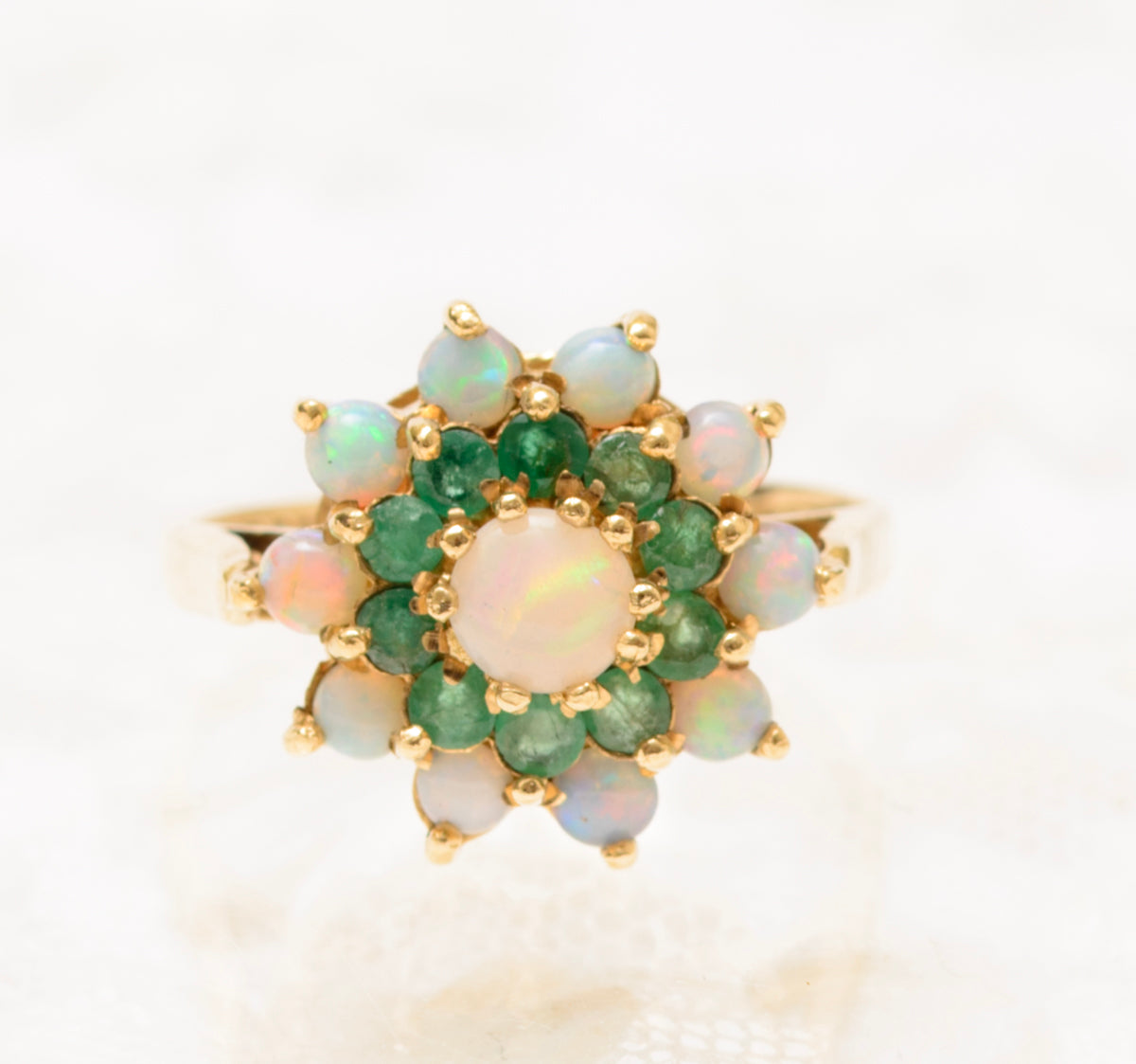Vintage 9ct Gold Cluster Ring With Natural Emeralds & Opals UK Size M (A1829)