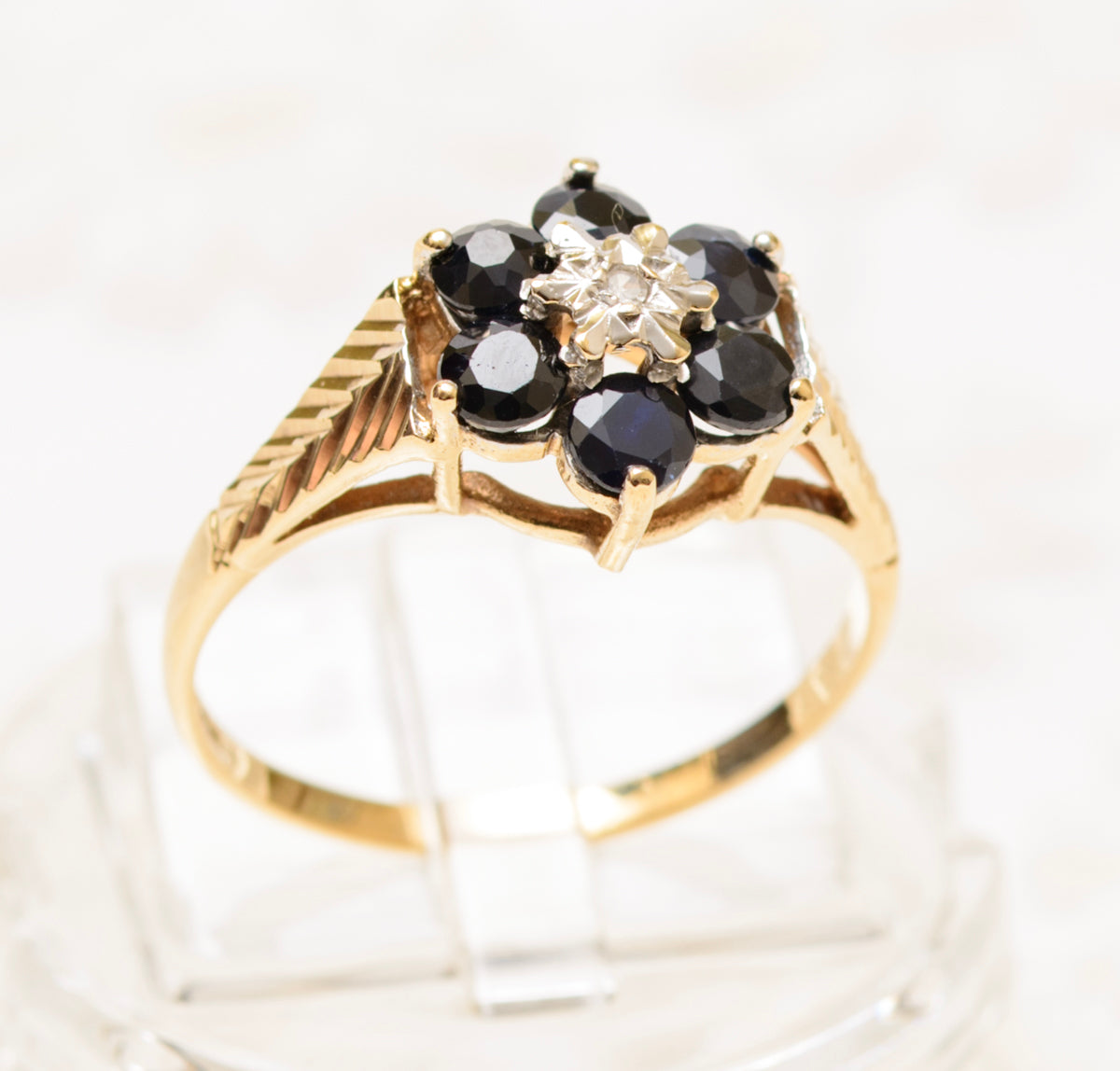 Vintage Retro Design 9ct Gold Ring Natural Sapphire & Diamond Cluster (A1831)