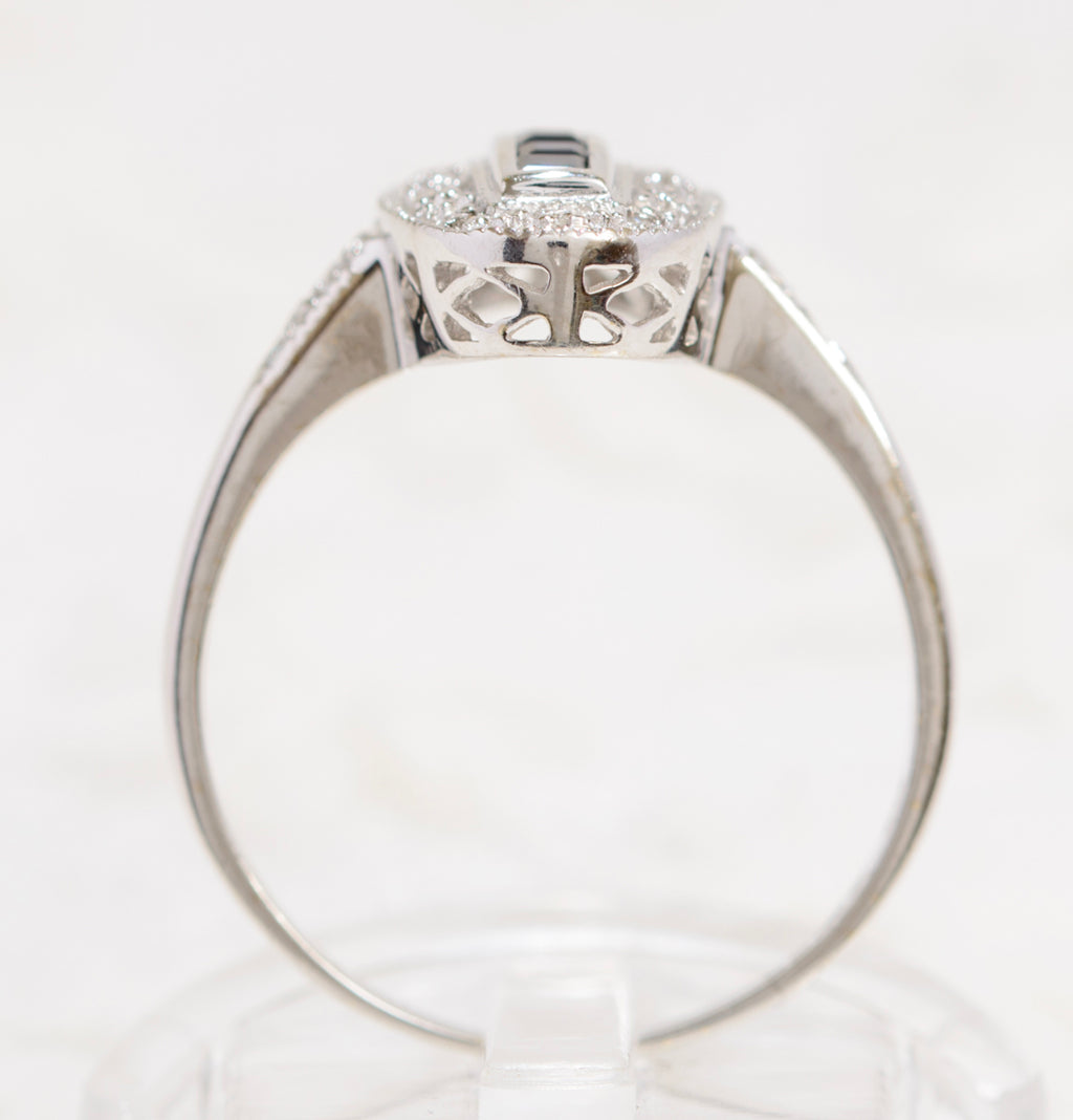 9ct White Gold Natural Sapphire & Diamond Ring Art Deco Design UK Size R In Presentation Box  (A1862)