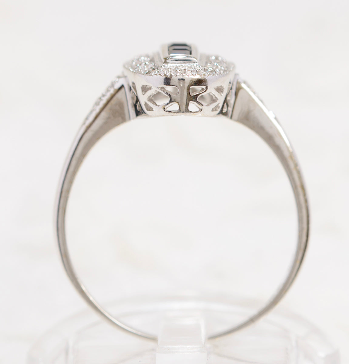 9ct White Gold Natural Sapphire & Diamond Ring Art Deco Design UK Size R In Presentation Box  (A1862)