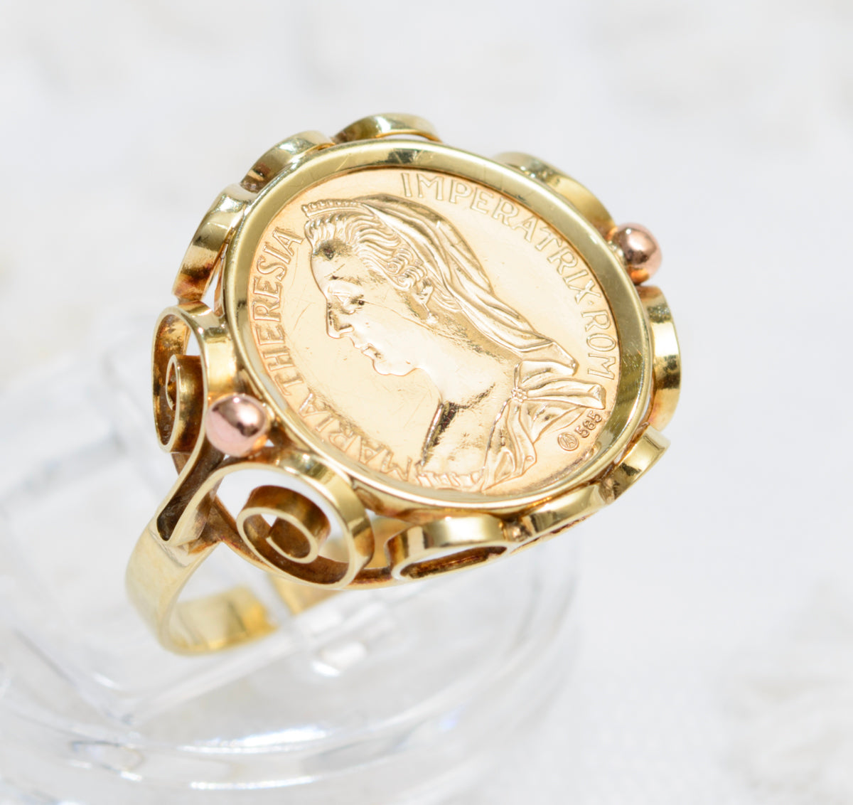 Vintage Austrian 14ct 14k Gold Maria Theresia Thaler Coin Token Ring (A1886)