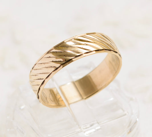 Vintage 9ct Canadian Gold Textured Band Ring By Siffari Wedding Jewellery (A1889)