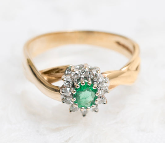 Vintage Natural Emerald Gemstone & Diamond Halo 9ct Gold Ring London 1991 (A1902)