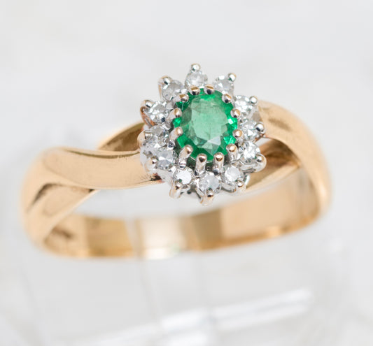 Vintage Natural Emerald Gemstone & Diamond Halo 9ct Gold Ring London 1991 (A1902)