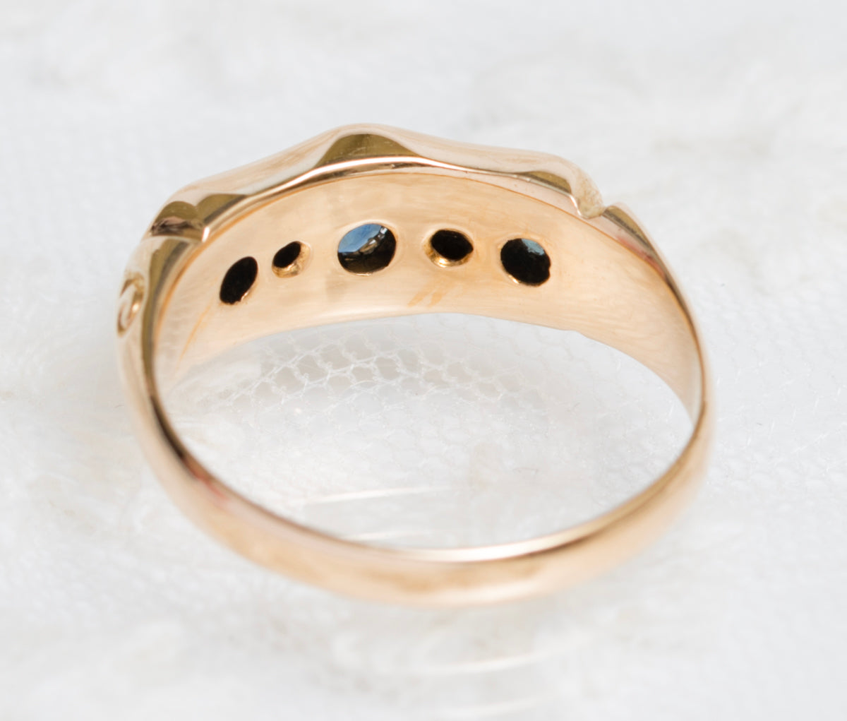 Antique 18ct Gold Natural Sapphire & Diamond Ring Chester 1912 Hallmark (A1903)