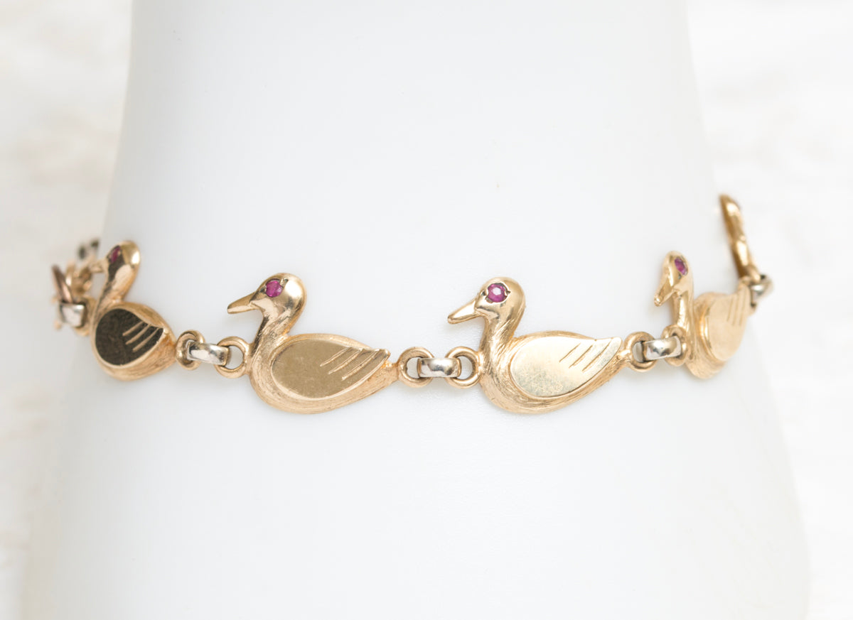 Vintage 9ct Gold & Natural Ruby Duck / Duckling Multi Link Bracelet (A1908)