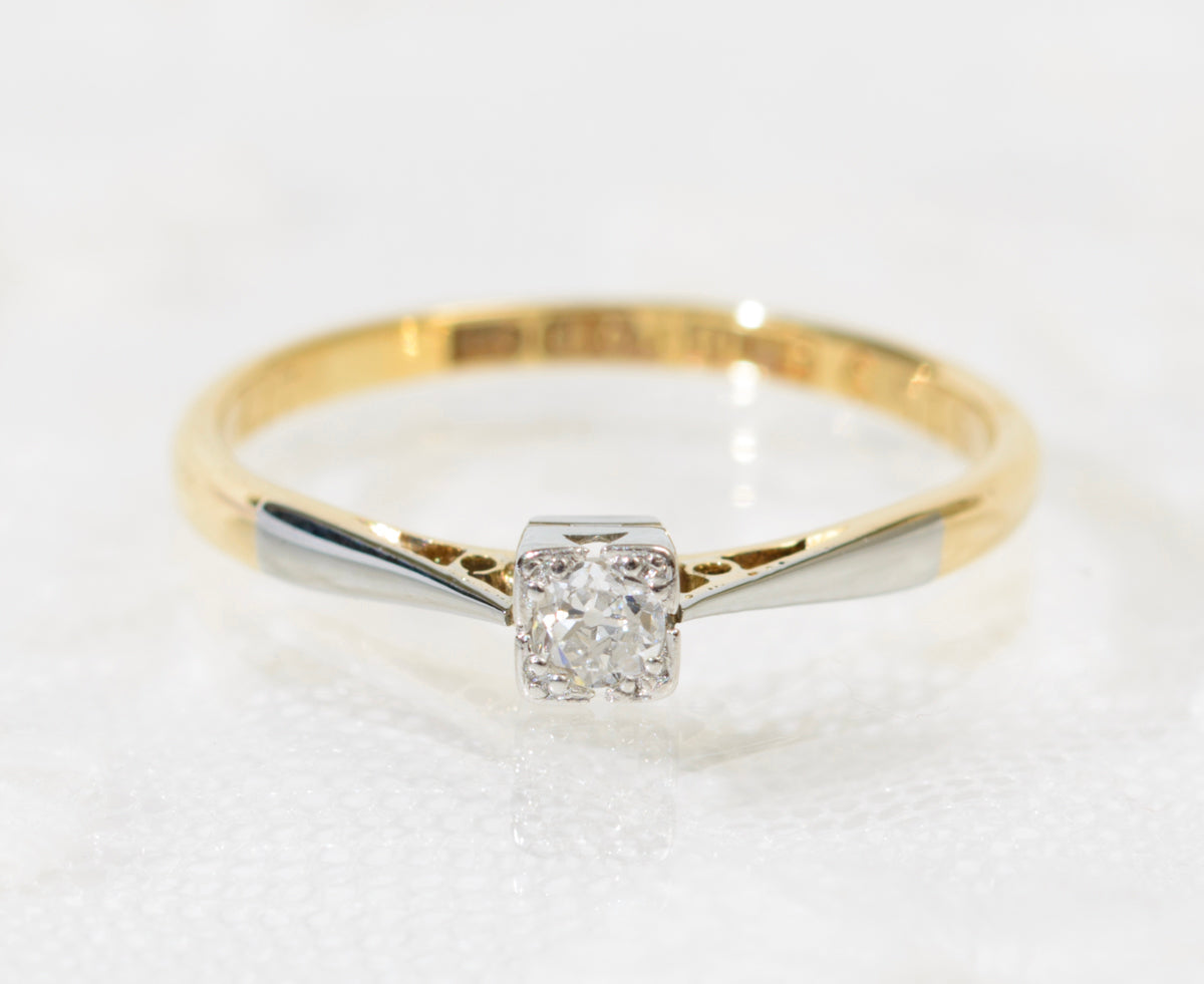 Vintage 18ct Gold & Platinum Diamond Solitaire Ring UK Size N c.1940's (A1915)
