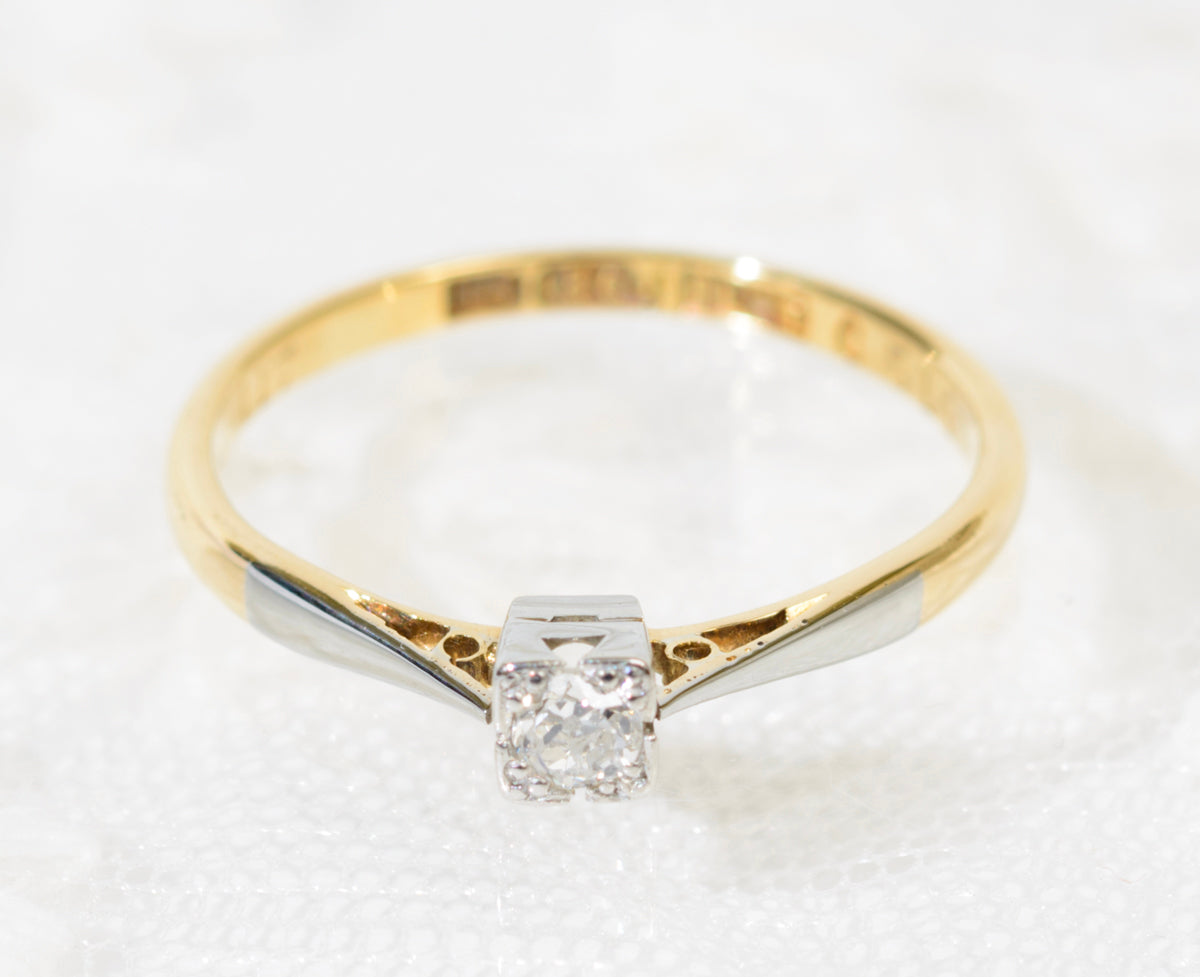 Vintage 18ct Gold & Platinum Diamond Solitaire Ring UK Size N c.1940's (A1915)