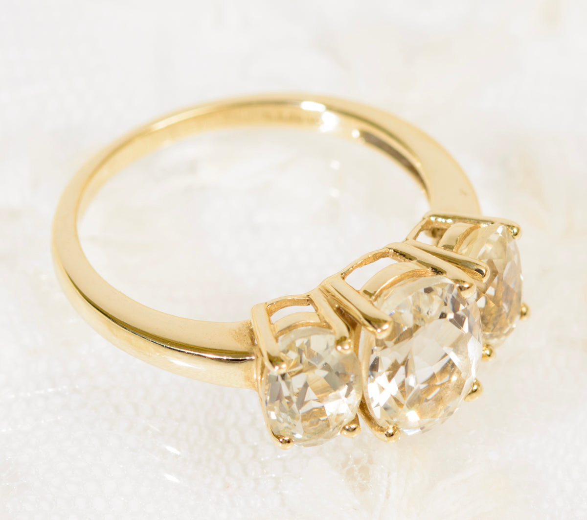 9ct Gold Dress Ring Canary Kunzite Spodumene Trilogy Gemstones QVC 2007 (A1947)