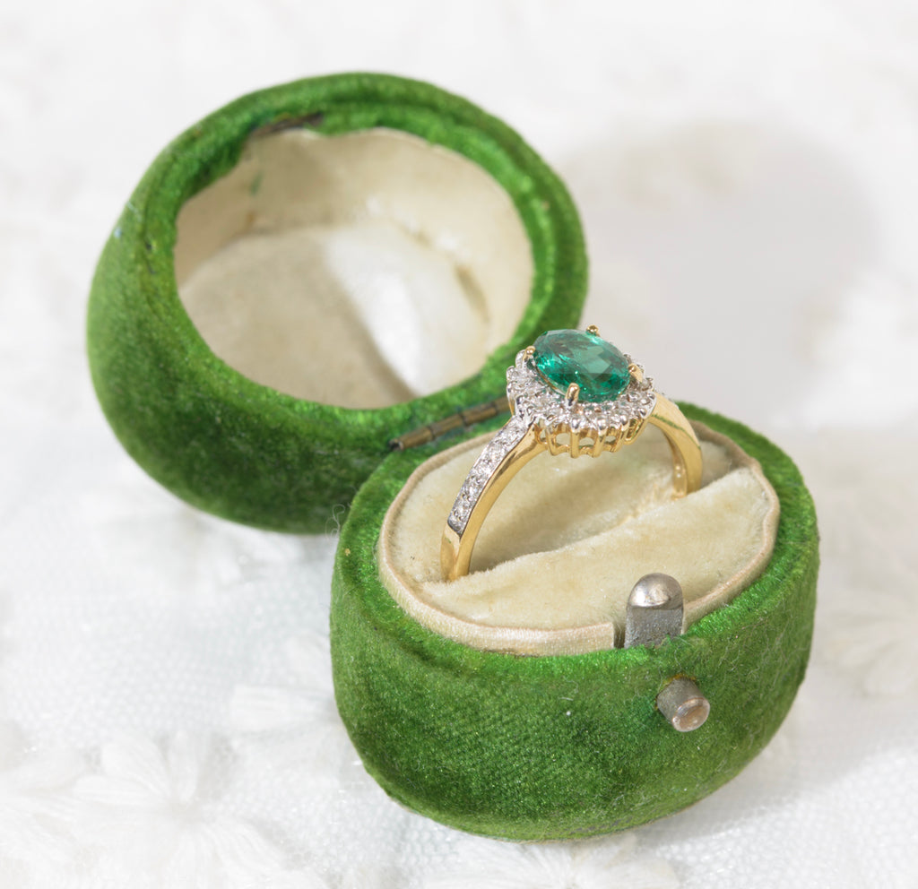 18ct Gold 0.85 Carat Emerald & Diamond Ring Rocks & Co UK Hallmark (A1960)