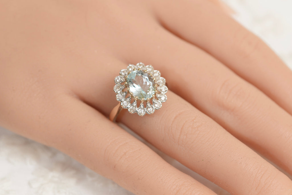 9ct Yellow Gold Ring With Large 2.37 Carat Natural Aquamarine Gemstone With Zircon Halo (A1968)