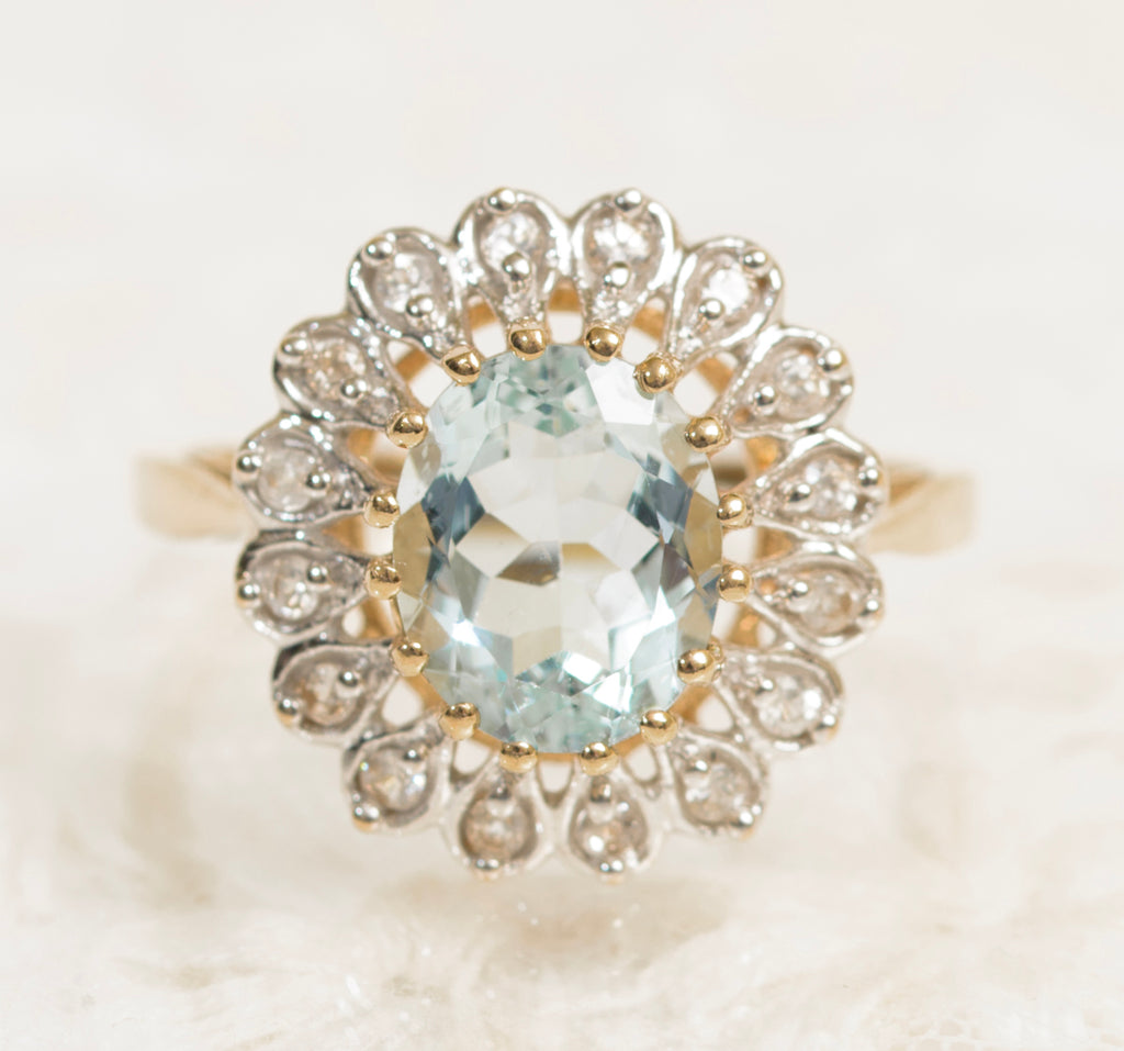 9ct Yellow Gold Ring With Large 2.37 Carat Natural Aquamarine Gemstone With Zircon Halo (A1968)