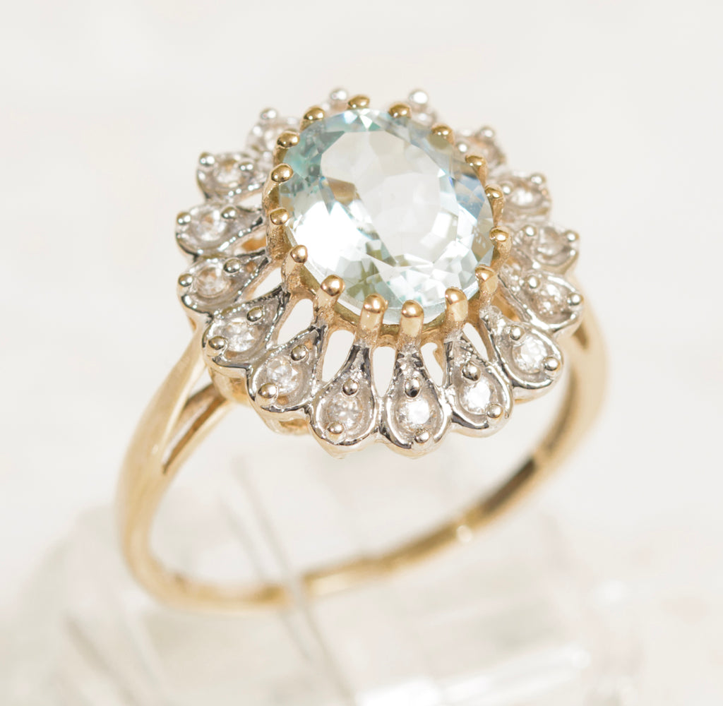 9ct Yellow Gold Ring With Large 2.37 Carat Natural Aquamarine Gemstone With Zircon Halo (A1968)