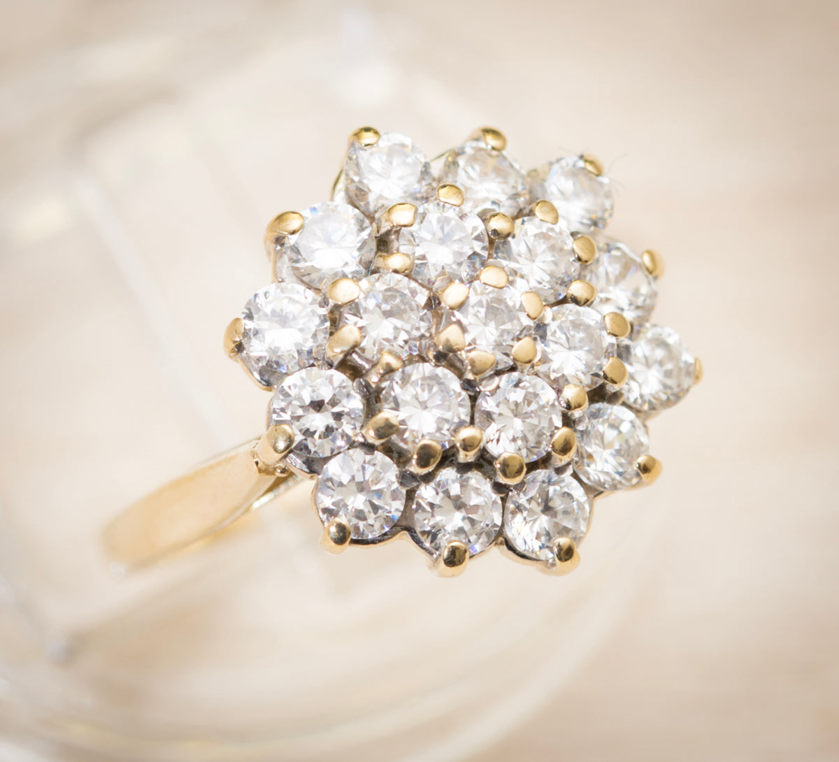 Vintage 9ct Yellow Gold Cluster Ring With CZ Gemstones Ladies UK Size I (A1986)