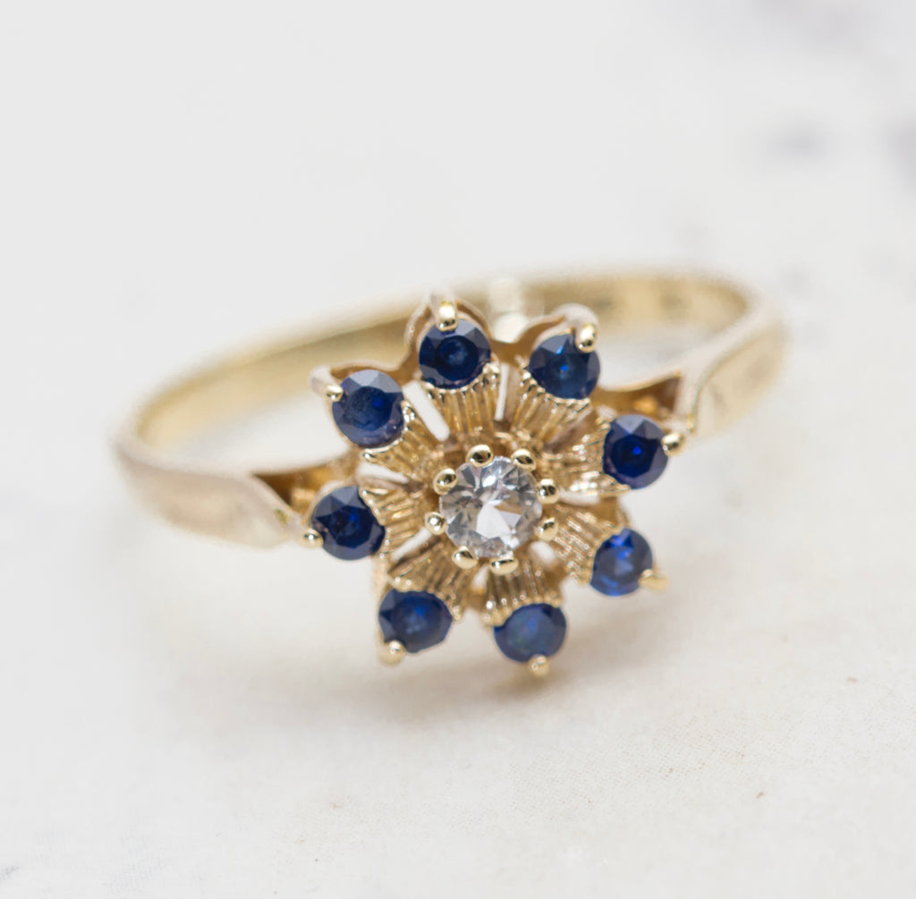 Vintage 9ct Yellow Gold Cluster Ring With Lab Created Sapphires & Clear Spinel UK Size O (A2015)