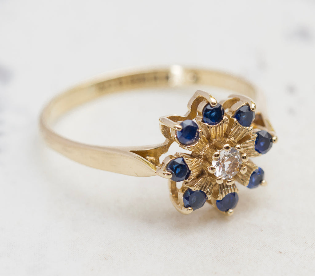 Vintage 9ct Yellow Gold Cluster Ring With Lab Created Sapphires & Clear Spinel UK Size O (A2015)