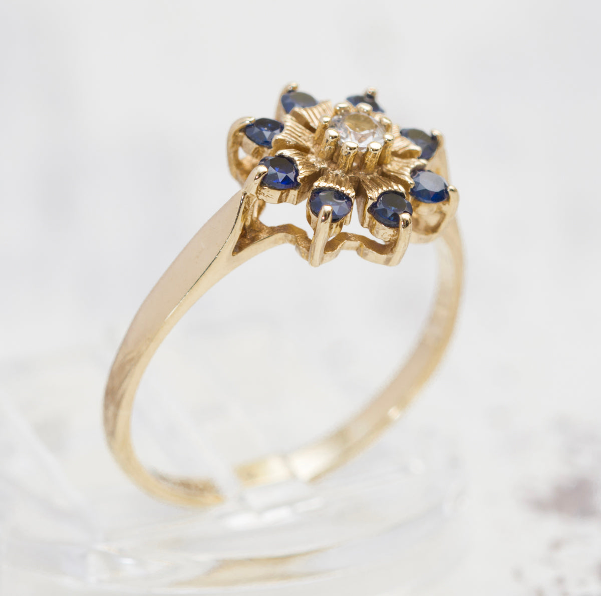 Vintage 9ct Yellow Gold Cluster Ring With Lab Created Sapphires & Clear Spinel UK Size O (A2015)