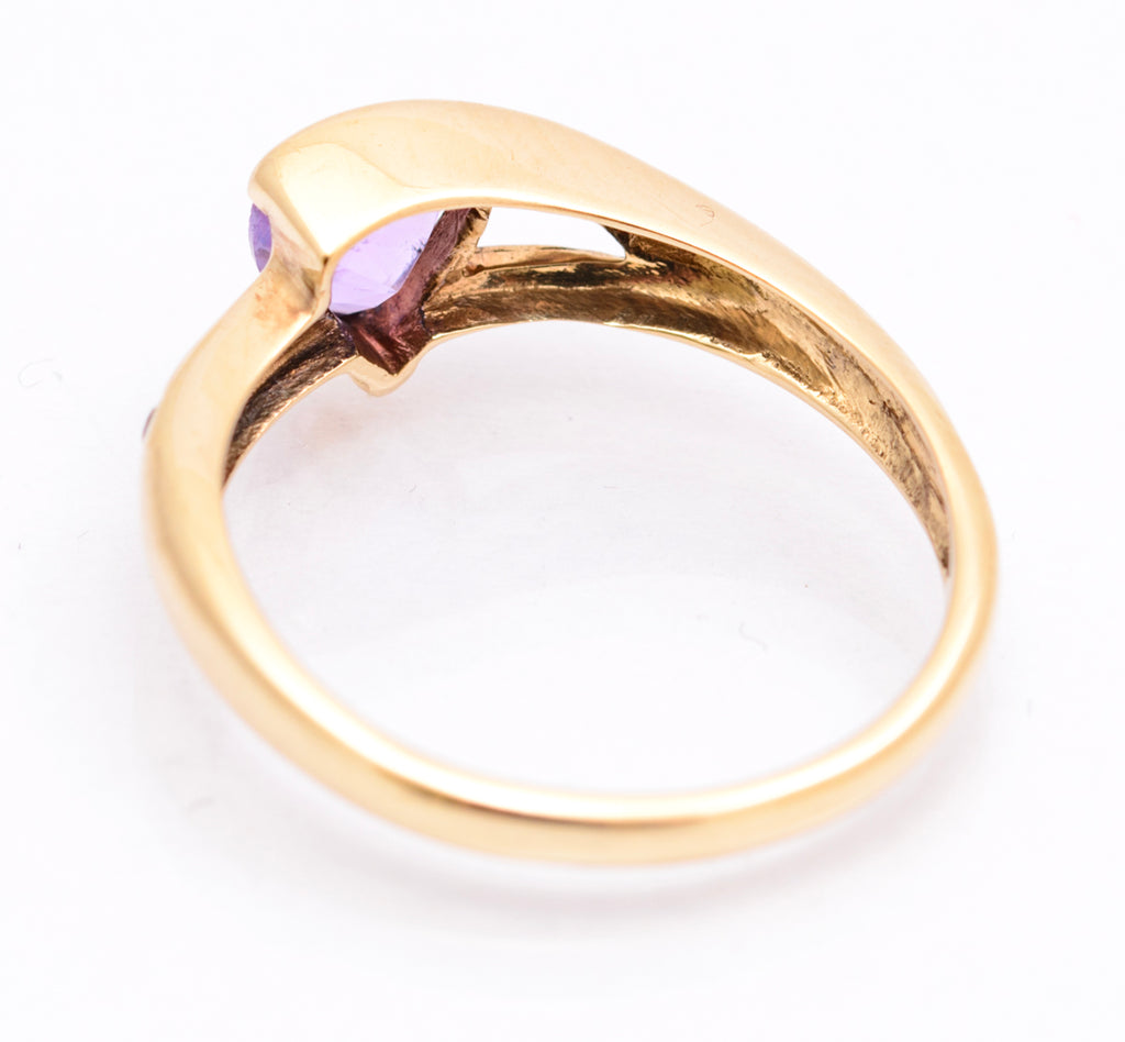 Vintage 9ct Yellow Gold Ring With Trilliant Cut Amethyst & Natural Diamonds UK Size O1/2 (A2093)