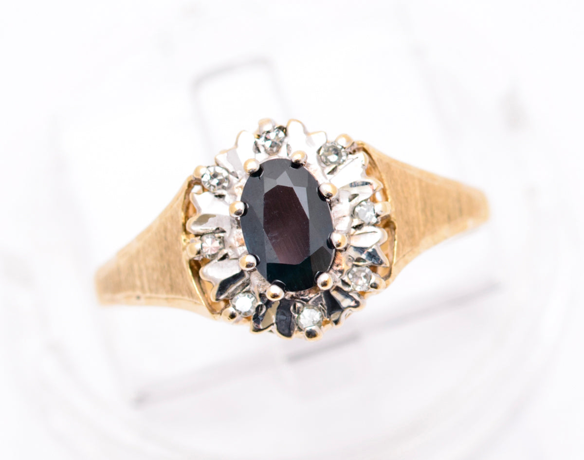 Vintage 9ct Yellow Gold & Midnight Blue Sapphire Ring With Diamond Halo Size N (A2094)