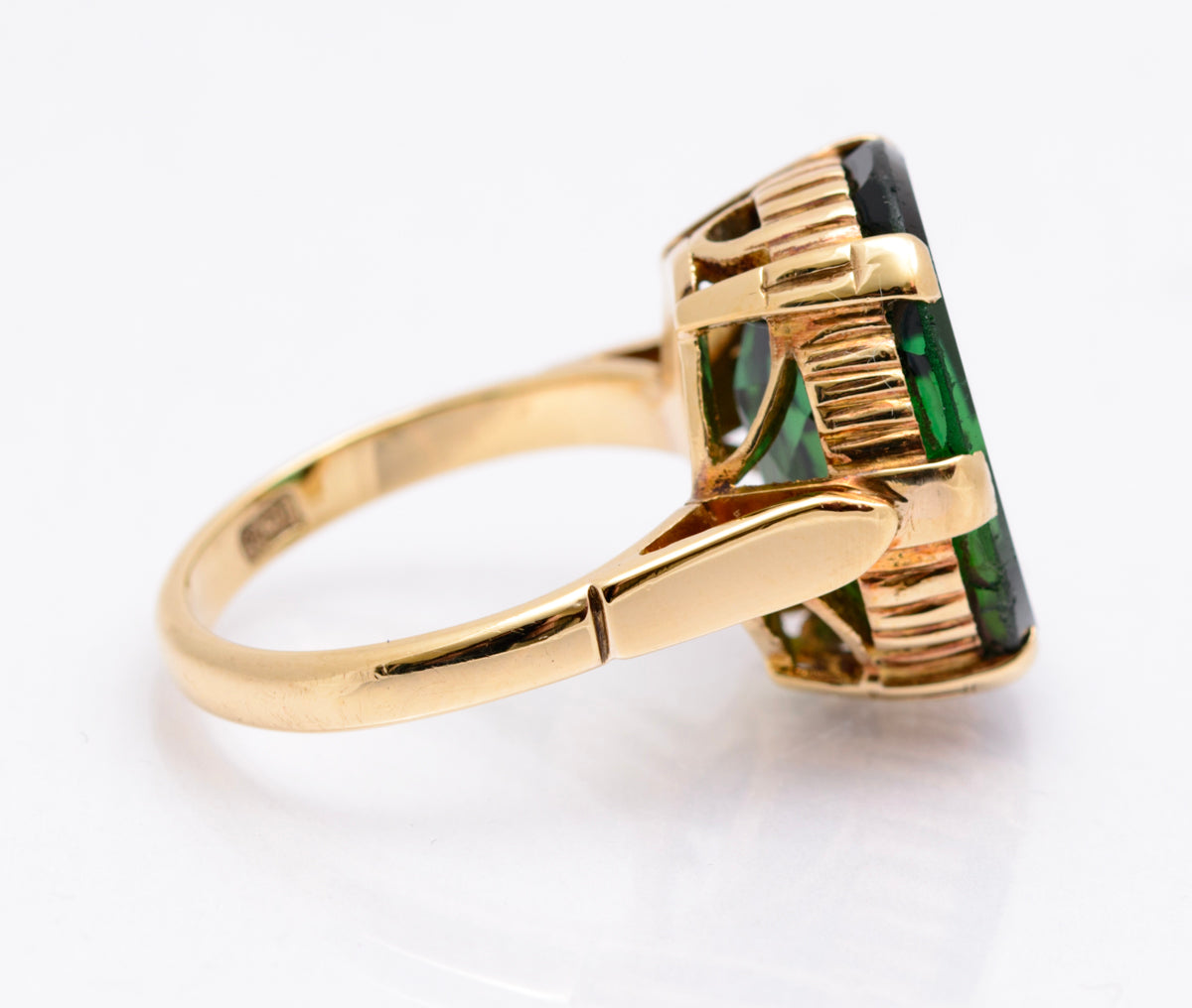 Vintage 9ct Yellow Gold & Large 10 Carat Green Tourmaline Gemstone Ring Size M (A2099)