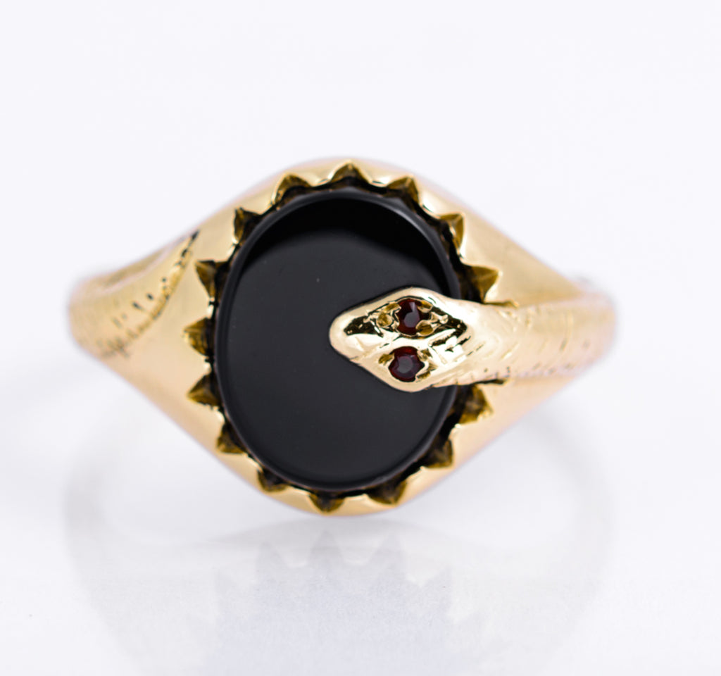 Vintage 9ct Yellow Gold Snake Signet Ring With Black Onyx & Garnet Eyes Size R1/2  (A2133)