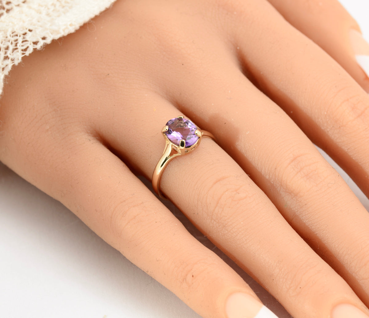 Vintage 9ct Gold & 1.5 Carat Amethyst Solitaire Ring Hallmarked Size P (A2154)