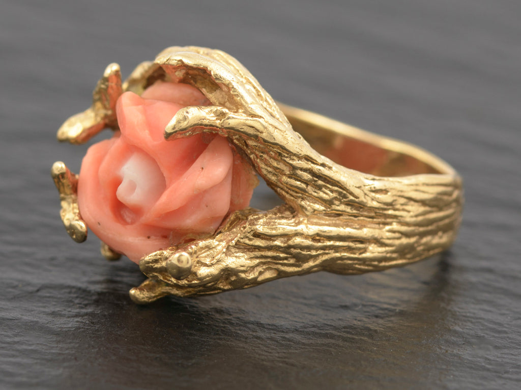 Vintage 14ct Gold Carved Coral Rose Ring - Gold Frond Setting - UK Size O½ - A428