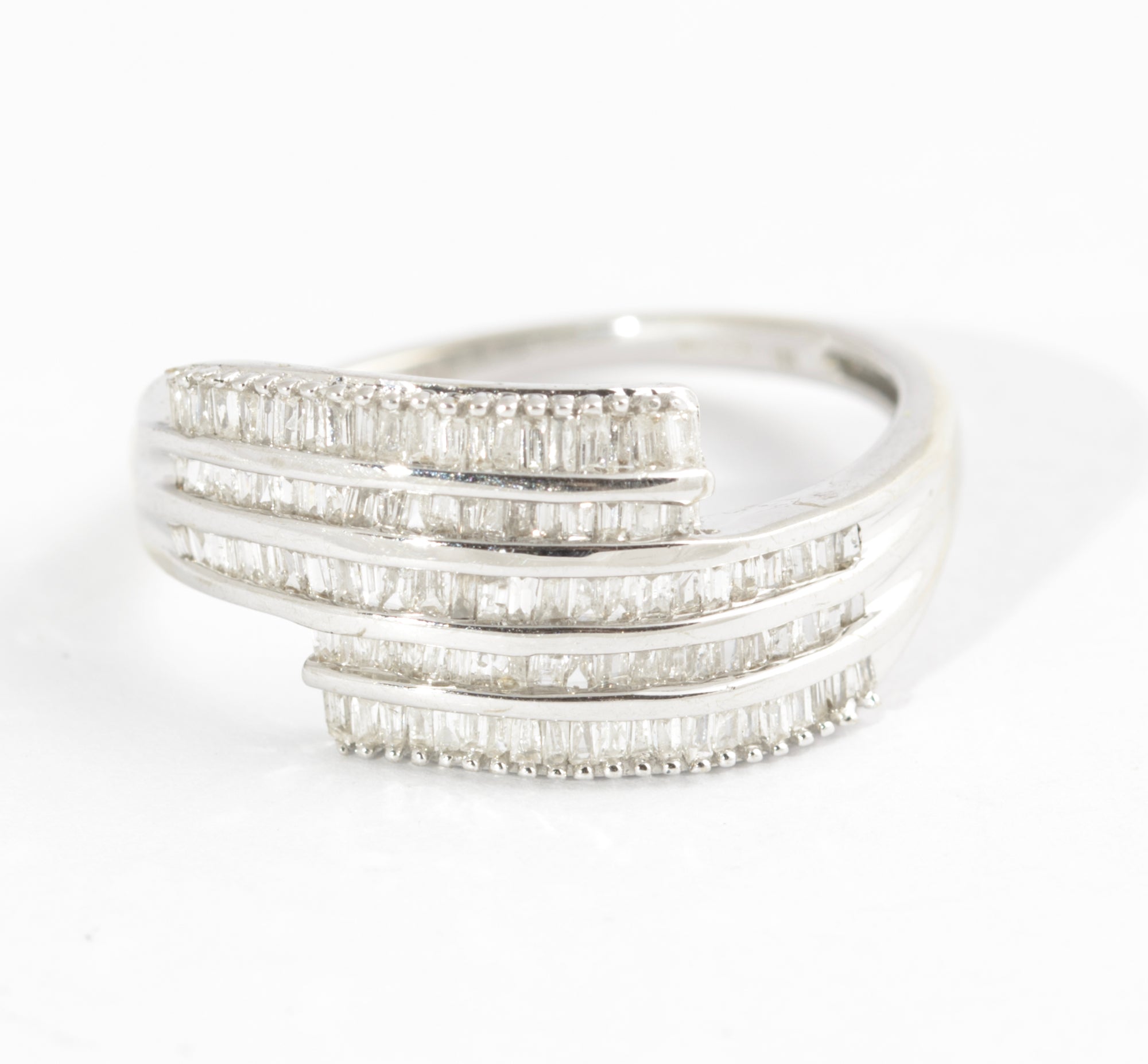 10K White Gold & Diamond Channel Set Crossover Ladies Ring UK Size O  (Code A585)