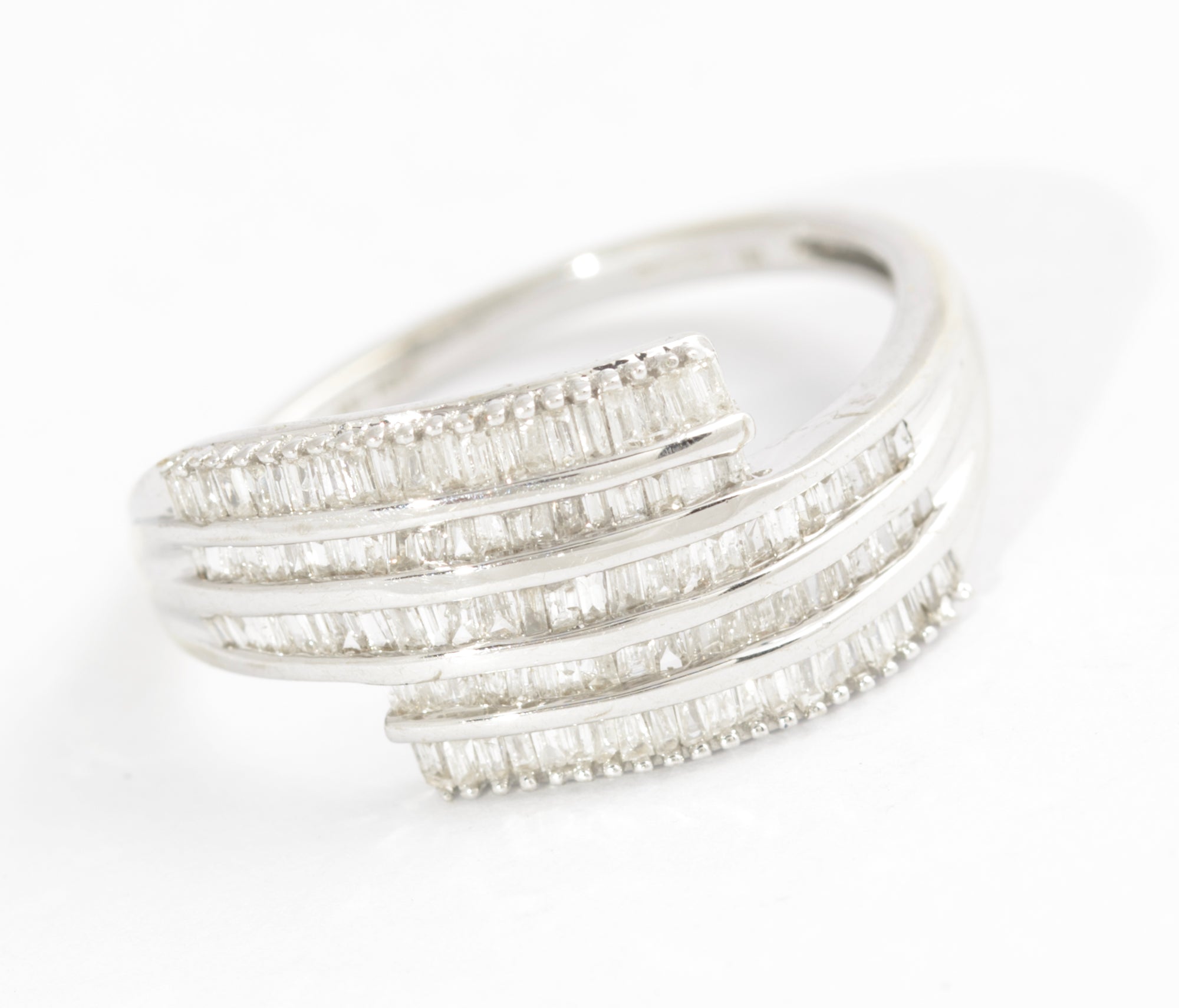 10K White Gold & Diamond Channel Set Crossover Ladies Ring UK Size O  (Code A585)