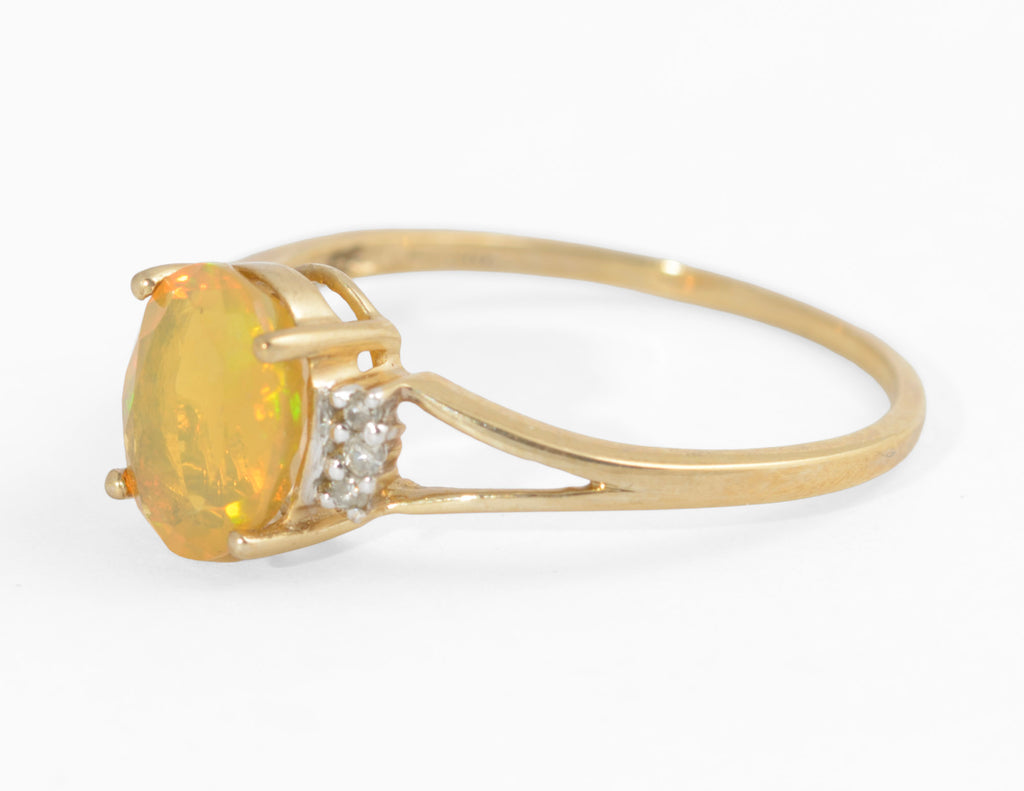 Vintage 9ct Gold Facet Cut Welo Opal & Diamond Ring - TGGC - Birmingham 2012 - UK Size R - A628