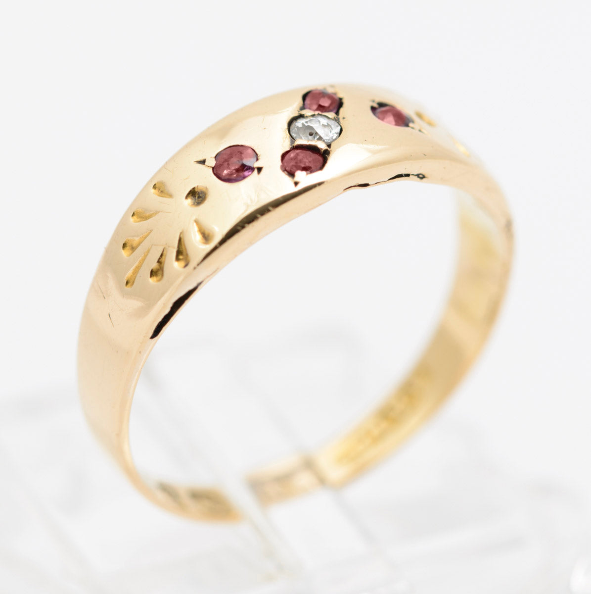 Antique Victorian Natural Ruby & Diamond Set Ladies Ring In 18ct Gold Hallmarked (B2231)