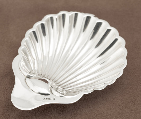 Antique James Deakin Sterling Silver Shell Dish For Sweets/Butter Etc(B2247)