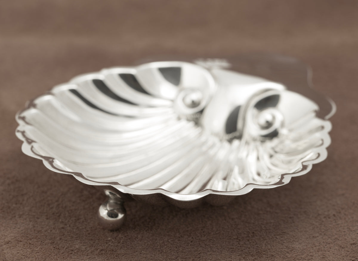 Antique James Deakin Sterling Silver Shell Dish For Sweets/Butter Etc(B2247)