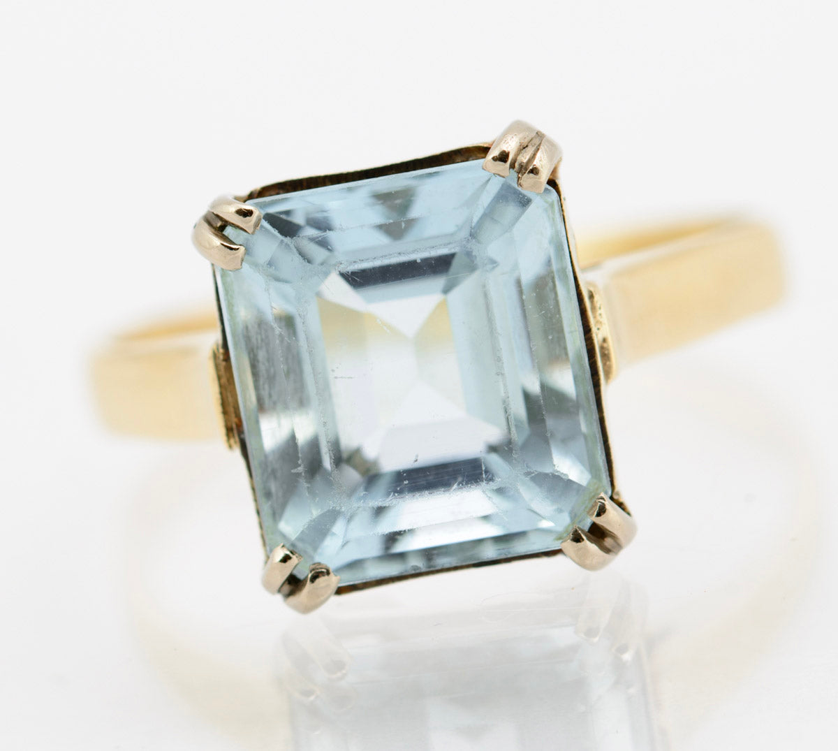 Vintage 9ct Yellow Gold & 4.25 Carat Aquamarine Solitaire Ring Hallmarked 1987 (B2271)