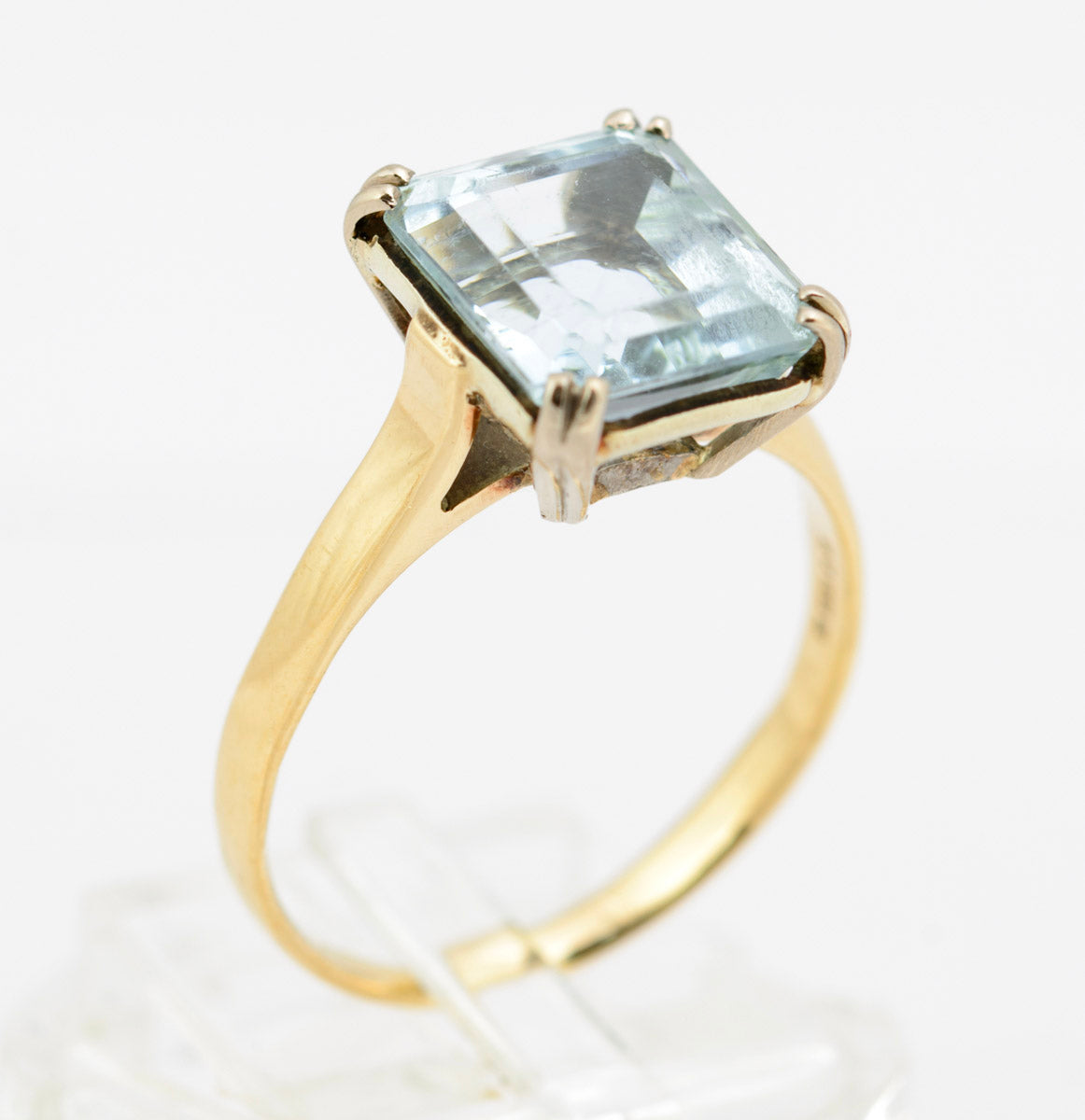 Vintage 9ct Yellow Gold & 4.25 Carat Aquamarine Solitaire Ring Hallmarked 1987 (B2271)